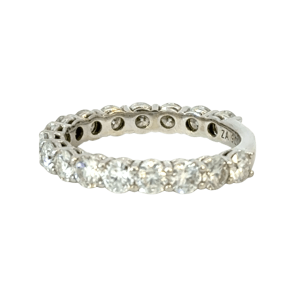 Eternity 17 x 3mm Moissanites