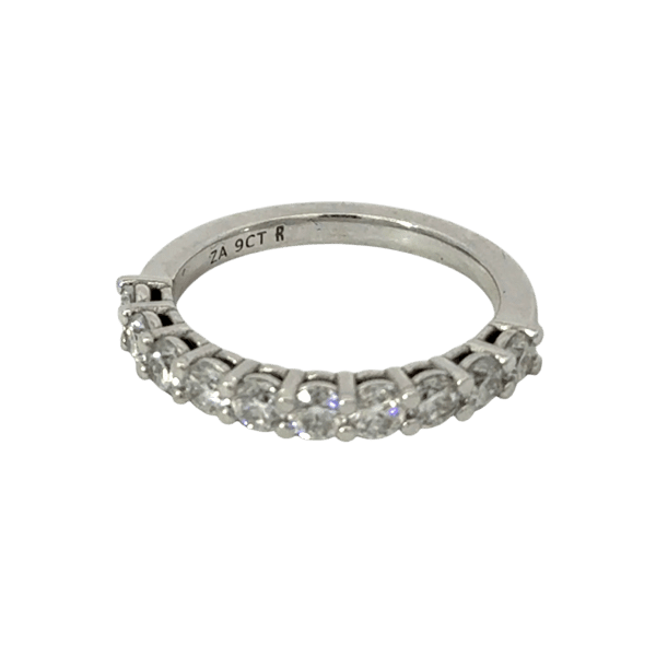 8 x 2.8mm Moiss Eternity Band