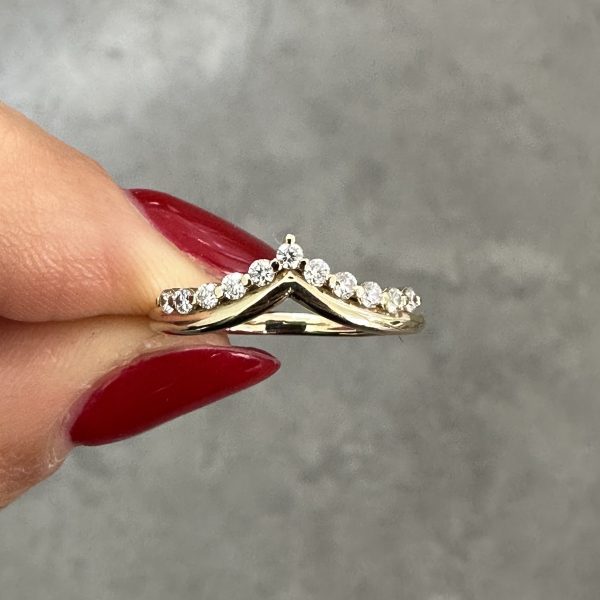 Double Pointed Eternity Band