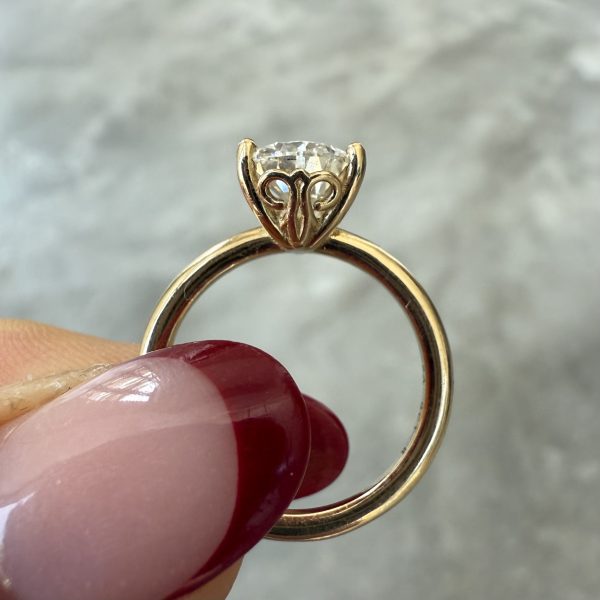 9ct Yellow Gold Solitaire 2.01ct H;VS1 Pear Lab Diamond Ring - Image 4