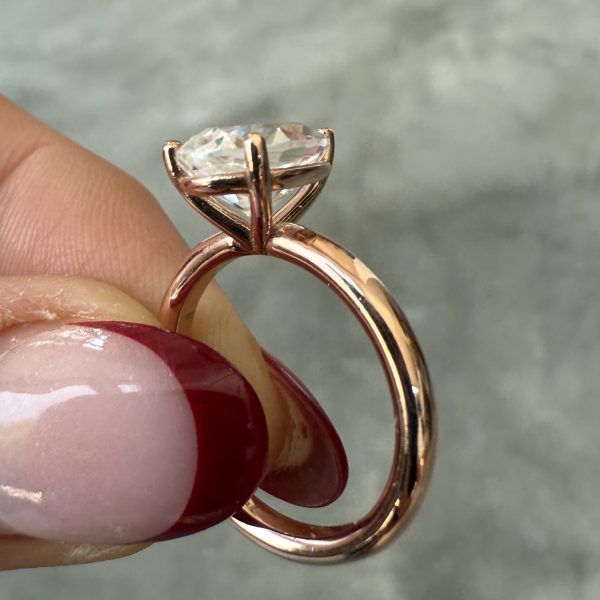 2ct White Pear Moissanite Solitaire Ring - Image 2