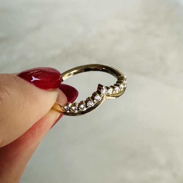 Double Pointed Eternity Band - Image 2