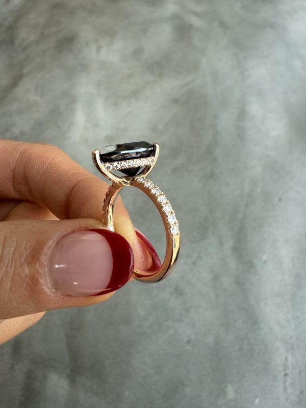 Black Pear Moissanite 4ct Solitaire Smalls in Band - Image 2