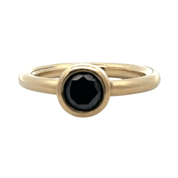 Tube 1ct Round Black Moissanite Ring