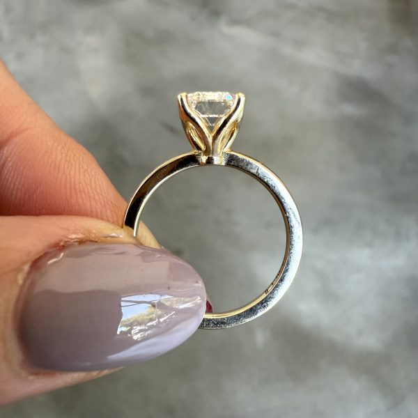 Emerald Lab Diamond 2.54ct Solitaire - Image 3