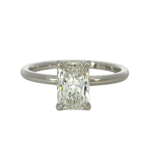 Radiant Cut Solitaire +-3ct Moissanite