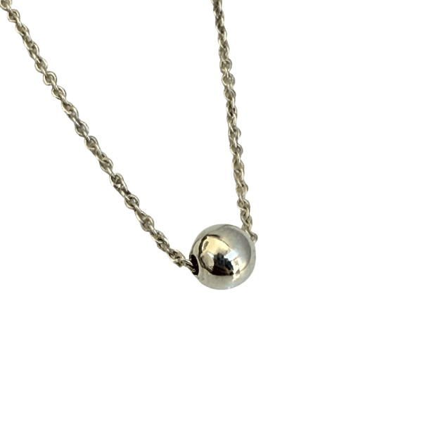 Silv Ball on Chain